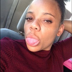 Meet your Posher, Janiece